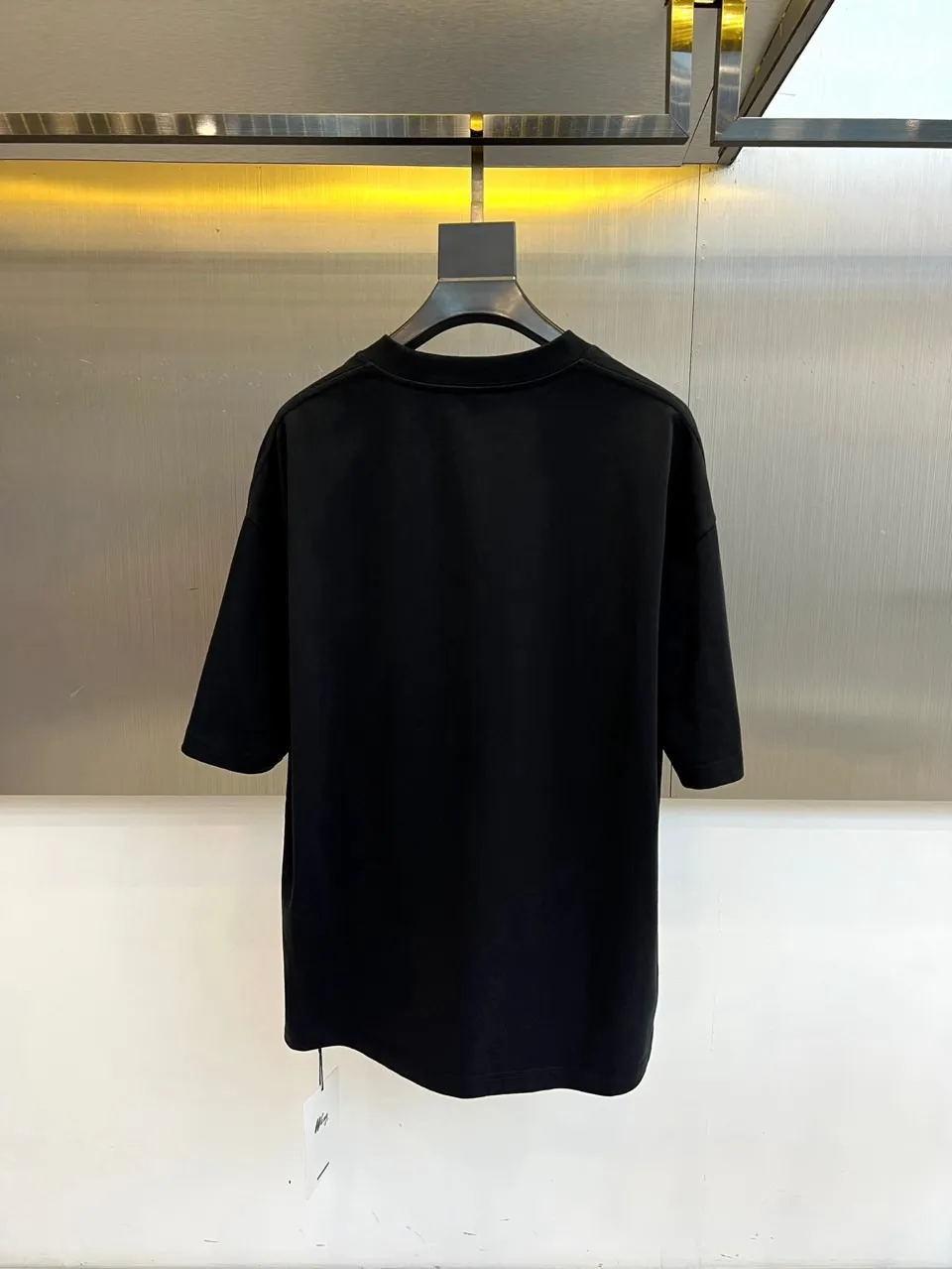 P85， 2026 Classic T ， ， ， ， ， 。 ， ， ， ， 。 ， ，Breathable ， 、 。 ， ， ， 。 T ， —— ， 。2026 ， ， 。S- XXL（ 173，140 M ）